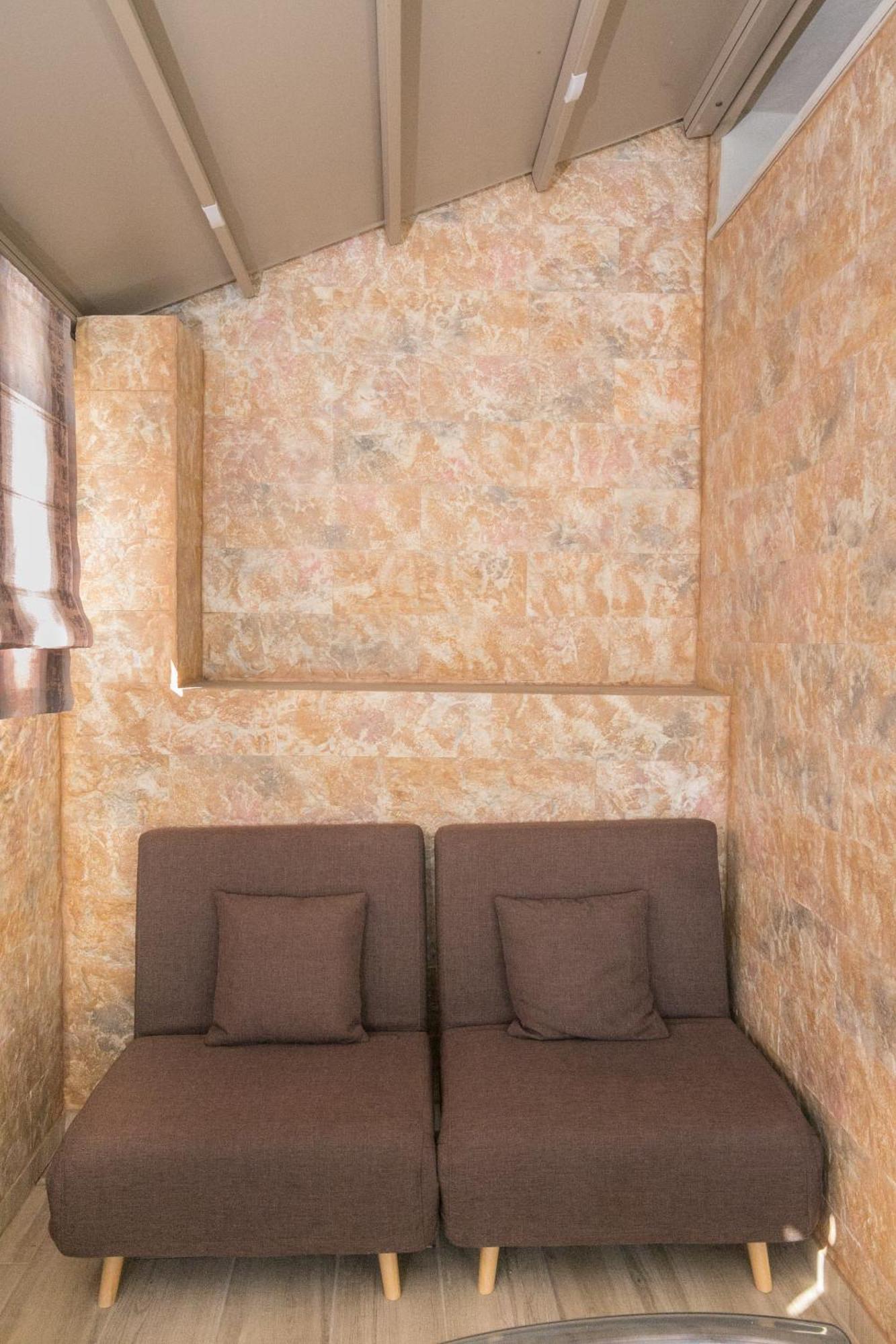 Cosy Apartment With Terrace Near Metro Station Athen Eksteriør bilde