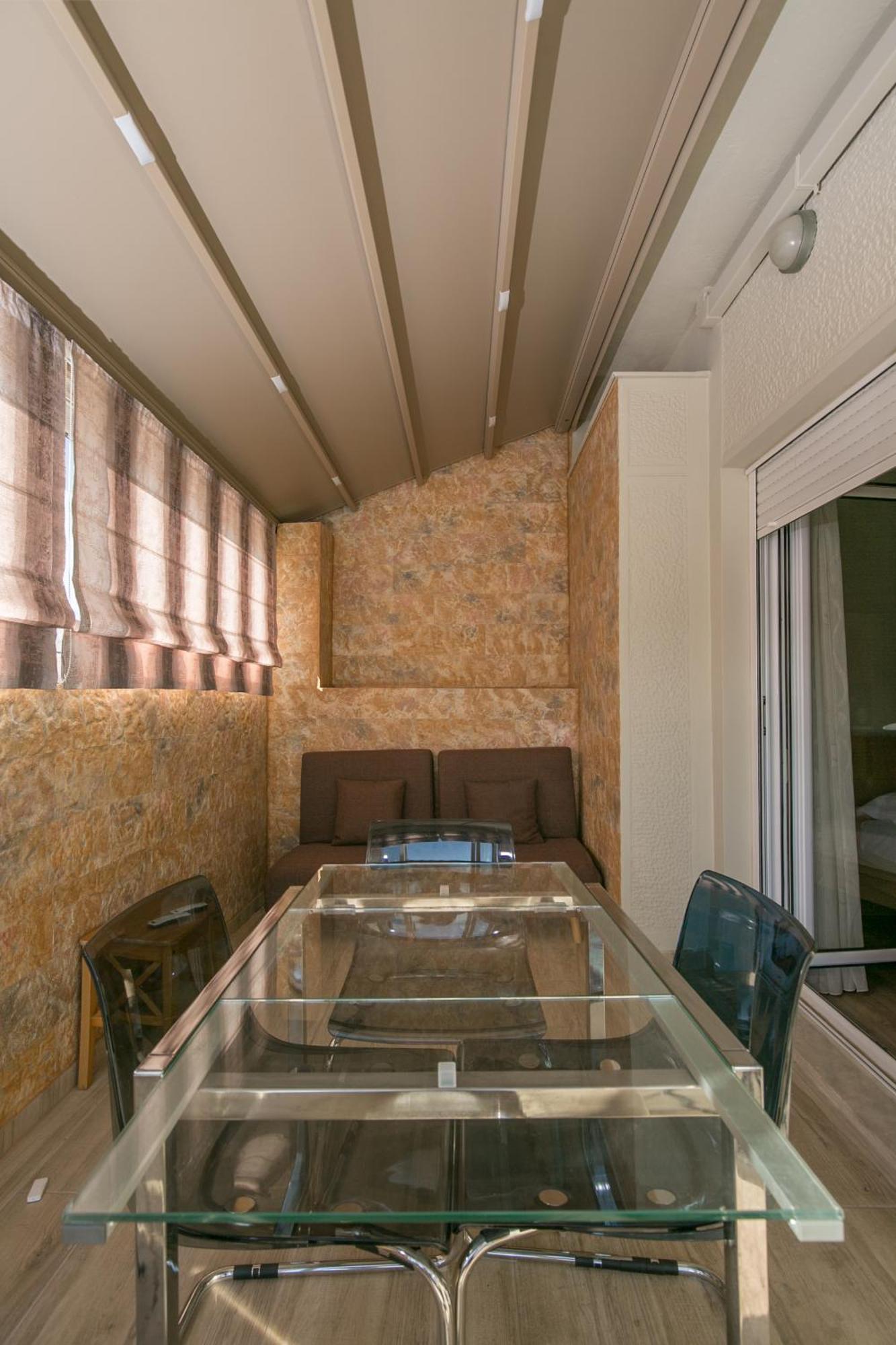 Cosy Apartment With Terrace Near Metro Station Athen Eksteriør bilde